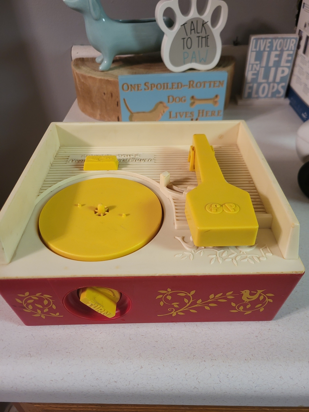 Vintage Fisher-Price Music Box Record Player #995 with 5 Records. Works. 1971